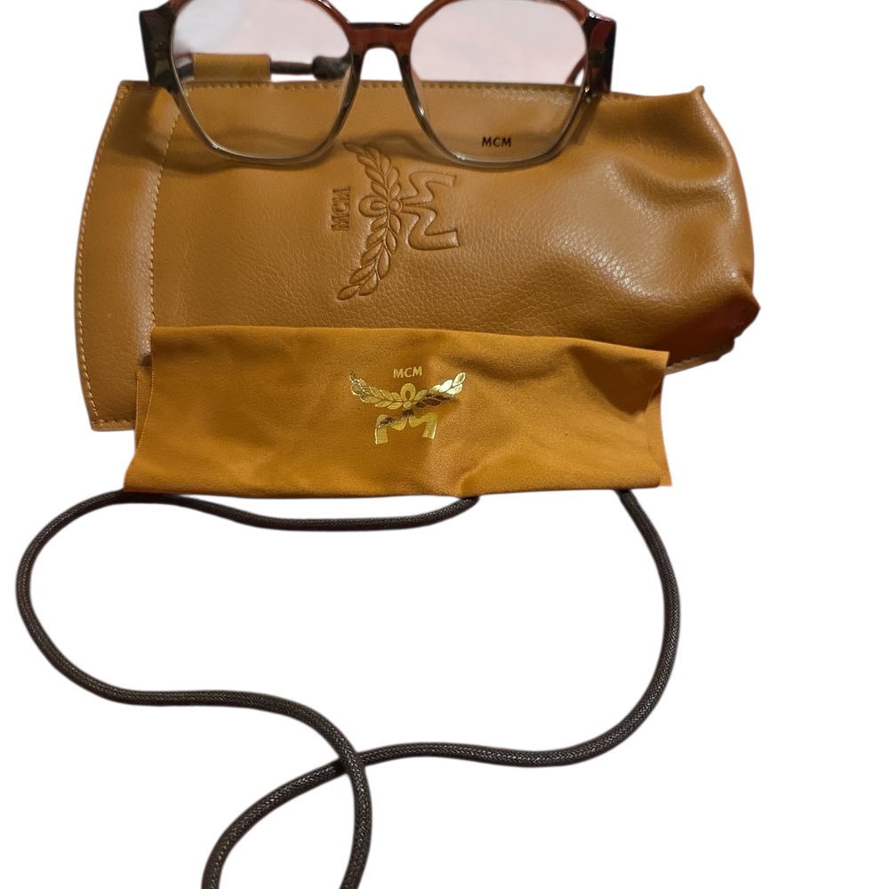 Brown glasses with Case - Picture 2 of 6